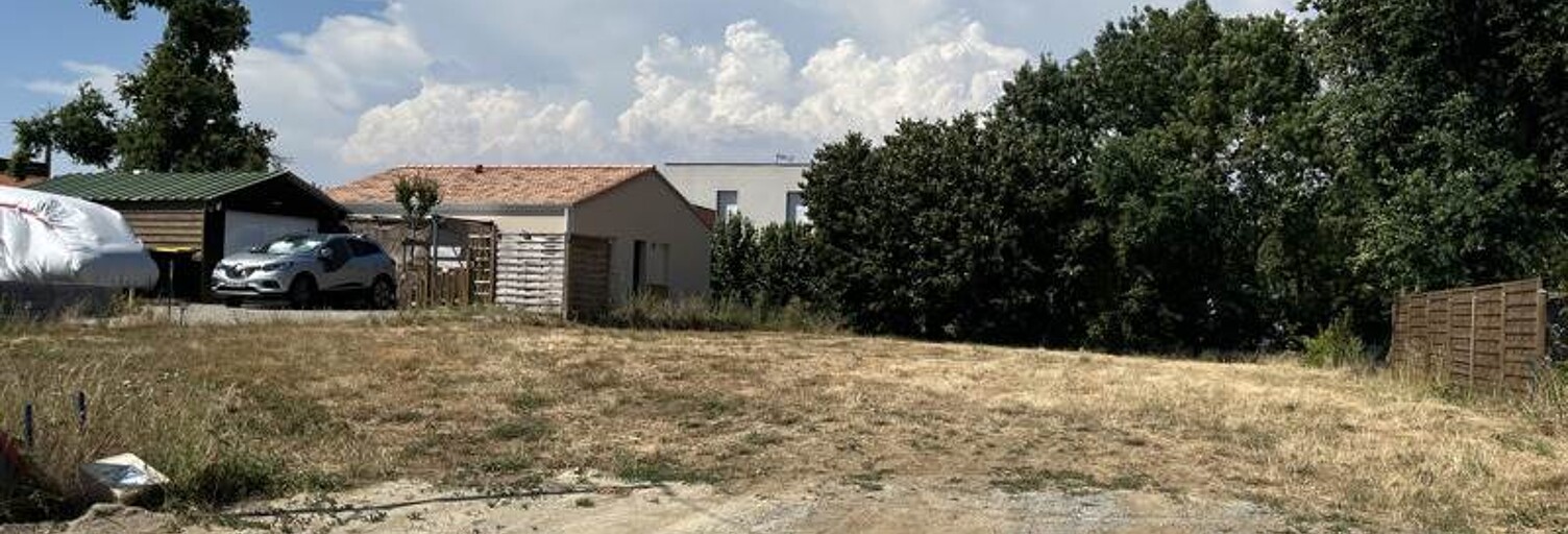 Terrain  697 m² à vendre à Saint-Lumine-de-Coutais (44310)