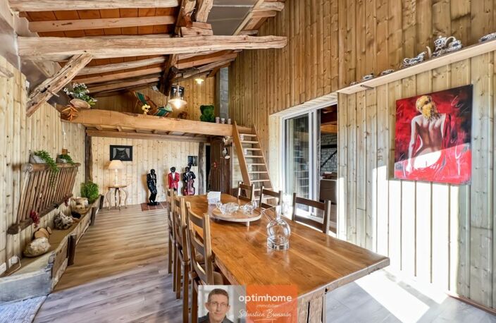 PROPRIÉTÉ D’ENVIRON 230 M² SUR PRÈS DE 2 HECTARES – DÉPENDANCES, PISCINE ET CALME ABSOLU — photo 2