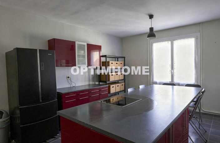 CHOLET CENTRE-VILLE – MAISON FAMILIAL 196m² - 8 PIECES À FORT POTENTIEL – COLOCATION - LOCATION COURTE DURÉE - INVESTISSEUR — photo 5