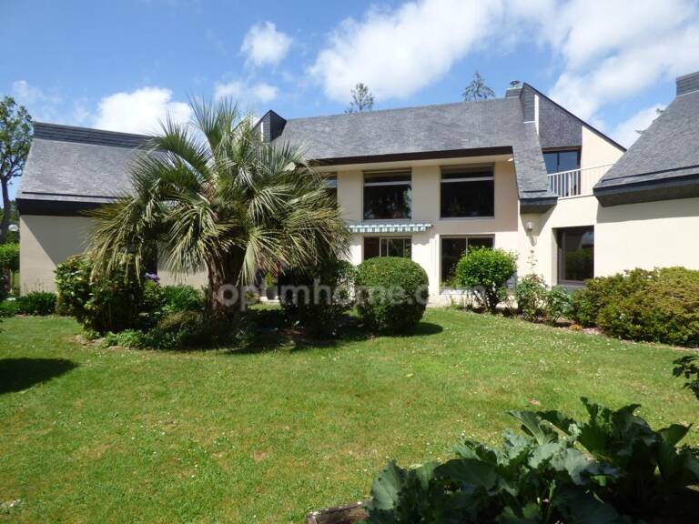 Vaste maison 220 m2 avec beau terrain — photo 1