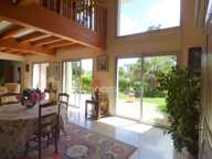 Vaste maison 220 m2 avec beau terrain — photo 2