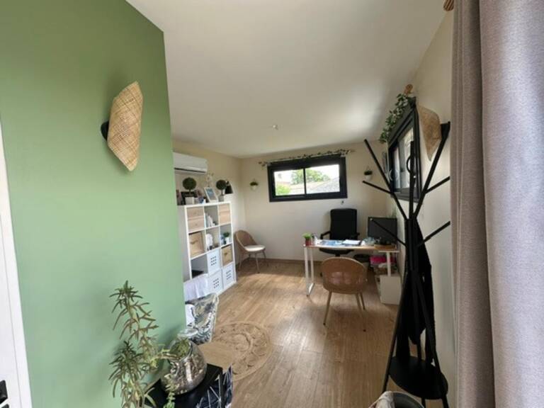 Local pro/ Bureau– Chalet autonome de 20 m²(Charente) — photo 1