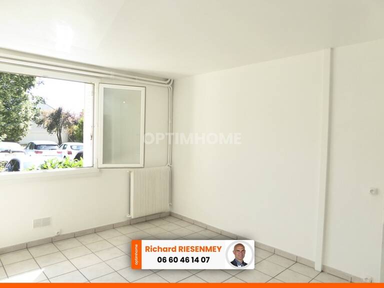 Studio en RDC avec parking BRUYERES LE CHATEL (91) — photo 1