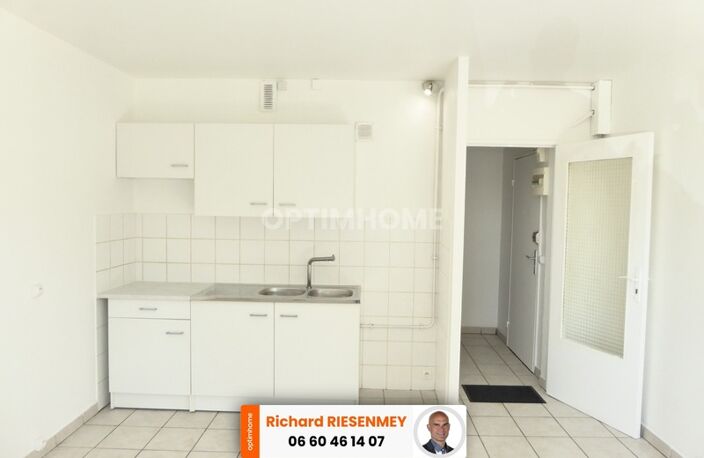 Studio en RDC avec parking BRUYERES LE CHATEL (91) — photo 3