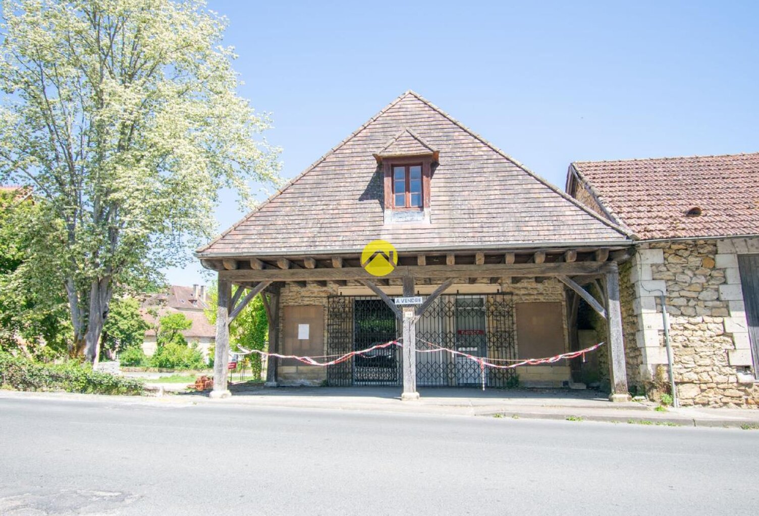 Local commercial au centre ville — photo 1