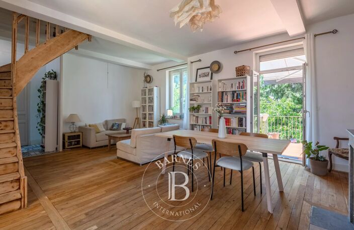 Lyon 3ème - Appartement esprit Maison de 137,8 m²  - 5 Chambres - Jardin avec piscine — photo 3