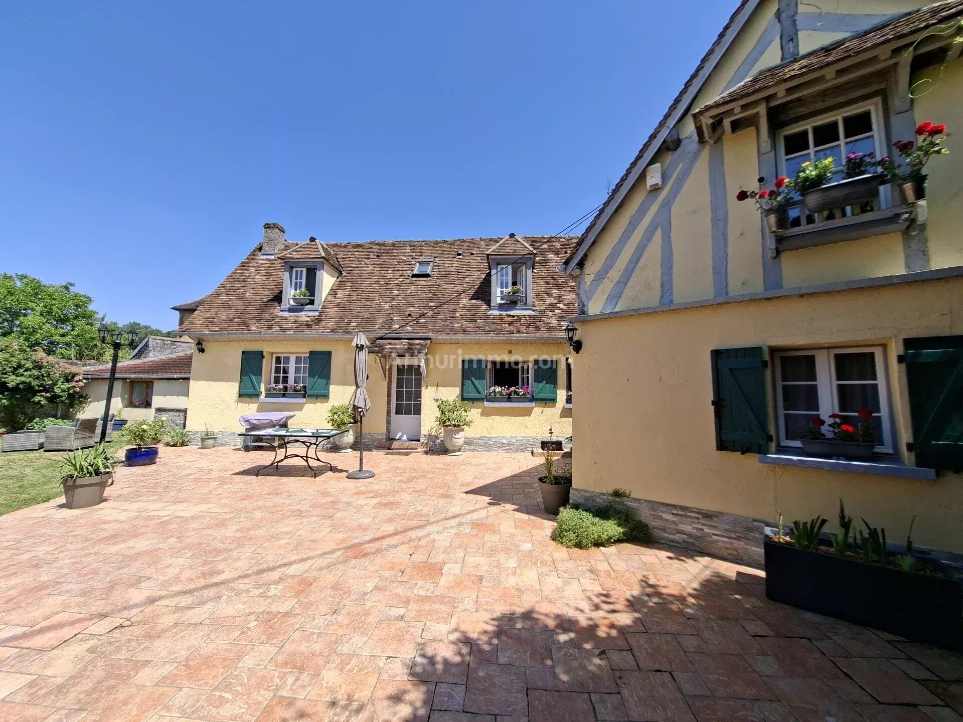 Maison 6 pièces 159 m² · à Gisors · 159 m² · 274 300 €