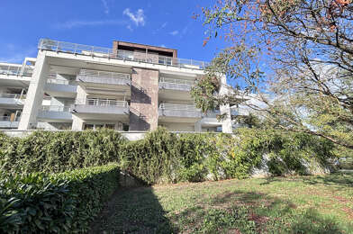 Appartement 6 pièces 141000 €
