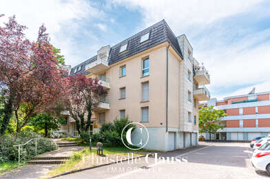 Appartement 4 pièces 300000 €