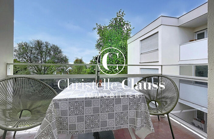 Appartement avec 3 terrasses, garage et cave — photo 2
