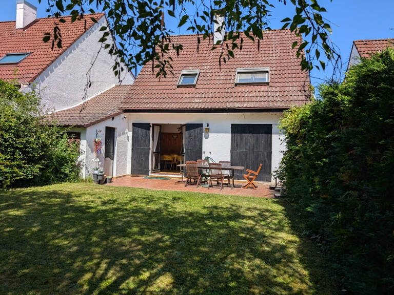 Maison  5 pièces 117 m2 — photo 1