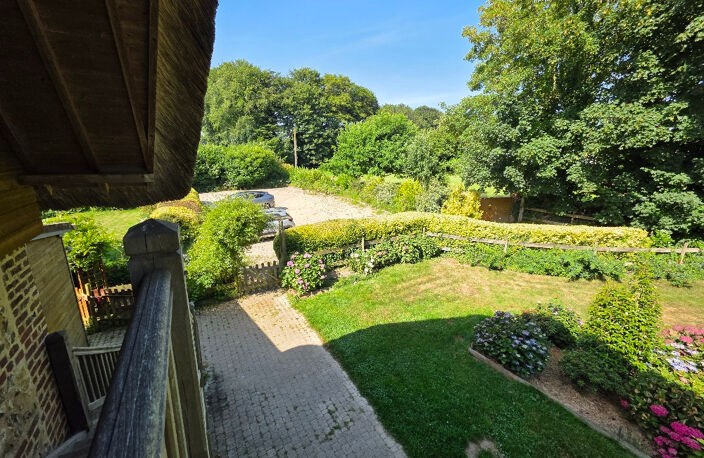 Propriété à vendre - Proche Étretat - 293 m² - 4 à 6 chambres - 1,4 hectare - Dépendance — photo 2