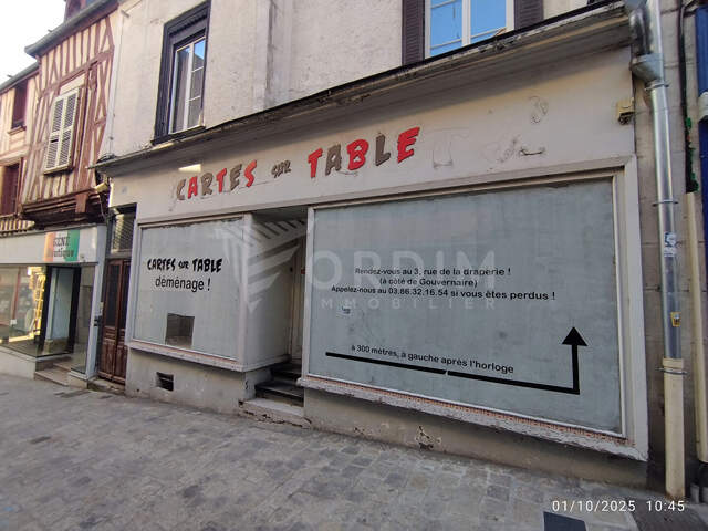 AUXERRE RUE FECAUDERIE LOCAL DE 83M² — photo du bien