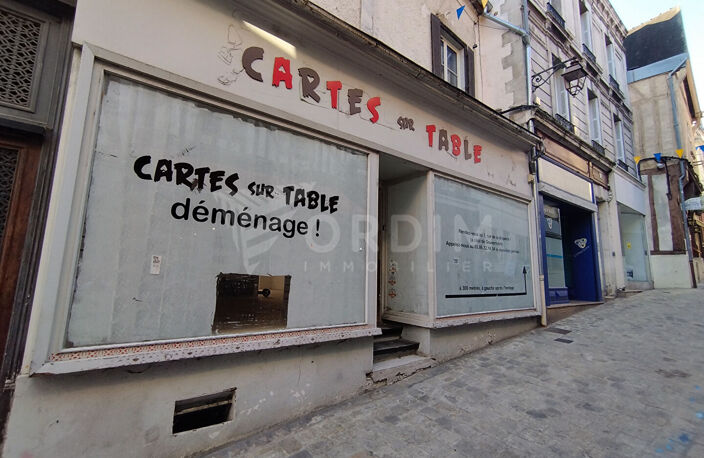 AUXERRE RUE FECAUDERIE LOCAL DE 83M² — photo 2