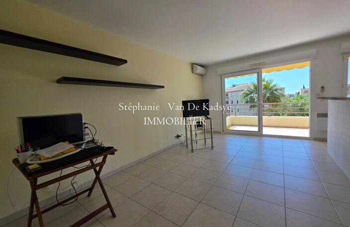 Appartement - 44m² - 1 chambre - balcon - parking — photo 4