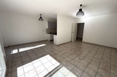 Appartement 3 pièces 235000 €