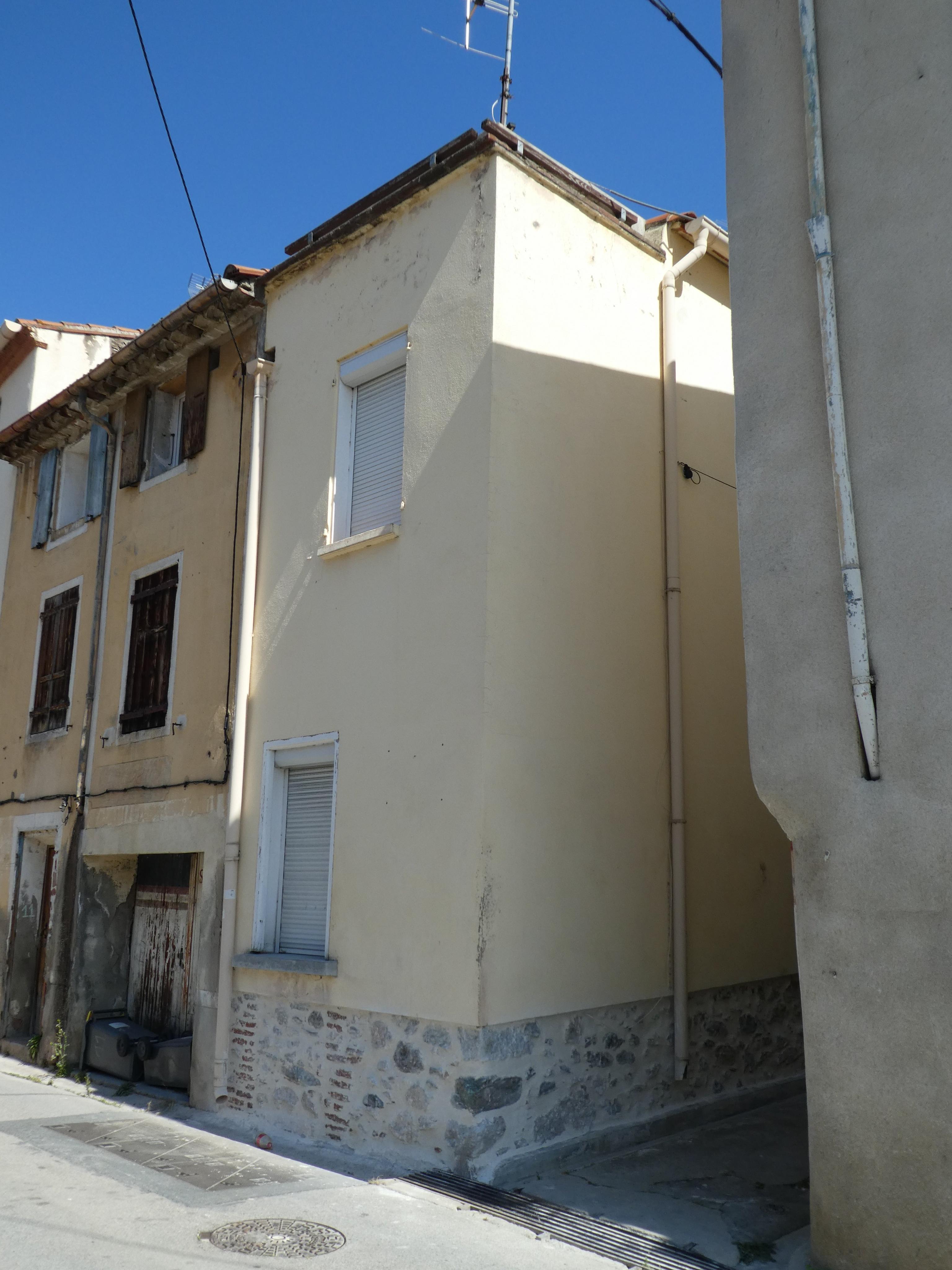 EXCLUSIVITE ! A VENDRE  Maison de village avec terrasse 3 pièces  à Estagel