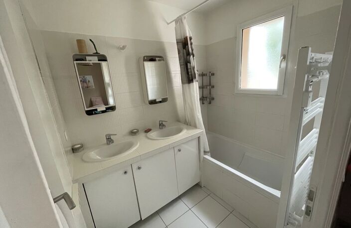 Vente maison 4 pièces 115 m² Jouques (13490) — photo 5
