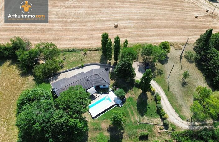 Villa avec piscine dans un cadre champêtre — photo 4