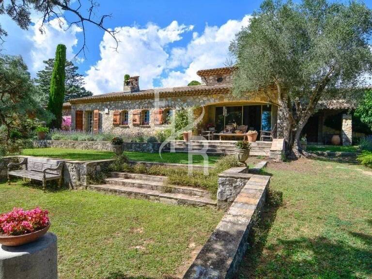 Mas provençal en pierre à la vente à Mougins avec vue panoramique — photo 1