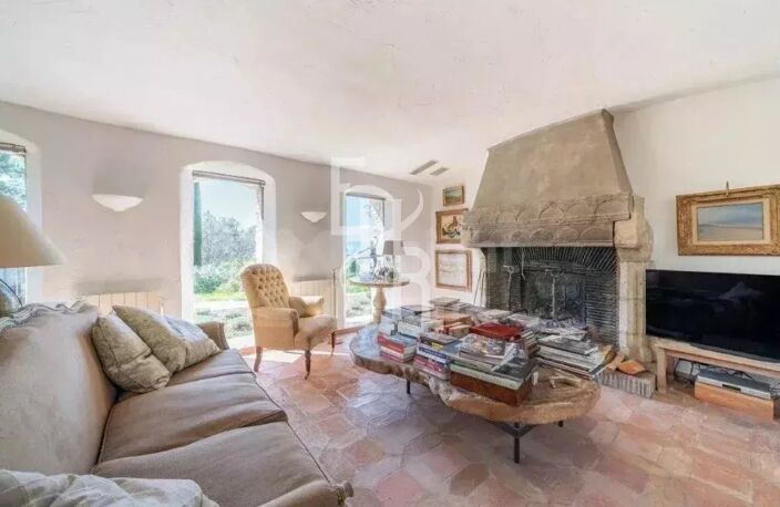 Mas provençal en pierre à la vente à Mougins avec vue panoramique — photo 4