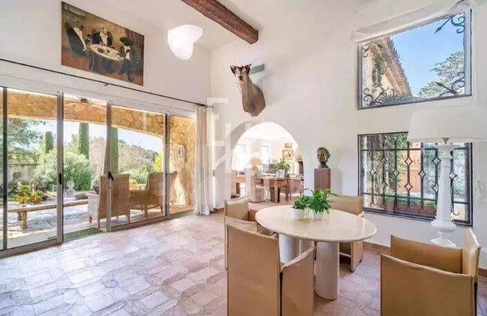 Mas provençal en pierre à la vente à Mougins avec vue panoramique — photo 5