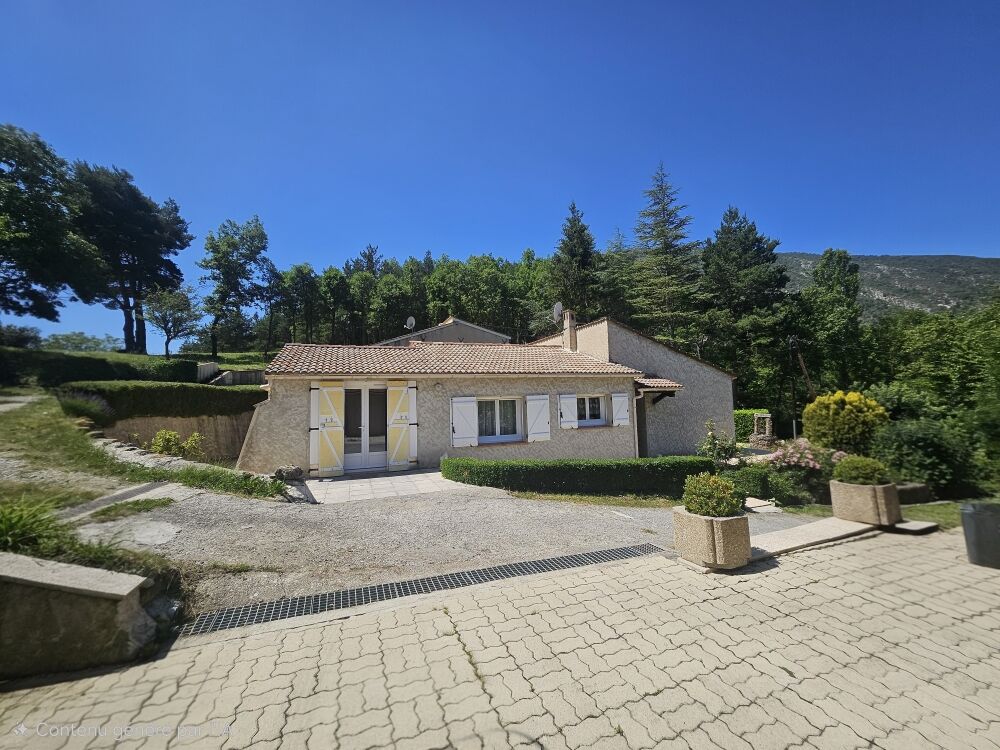 Villa de plain-pied avec vue panoramique sur les montagnes – Terrain de 2 800 m²