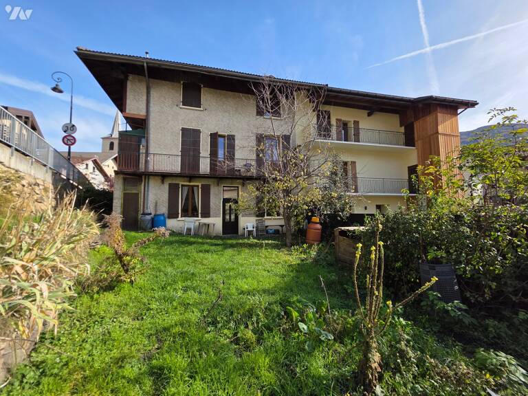 Maison 18 pièces 257 m² — photo 1