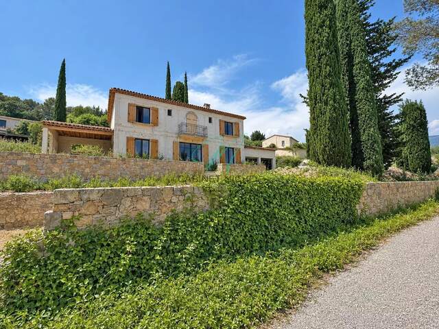 GRASSE SAINT-JACQUES – VILLA NEUVE HORS D’EAU / HORS D'AIR — photo du bien