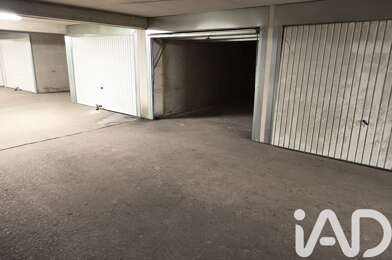 Garage  21000 €