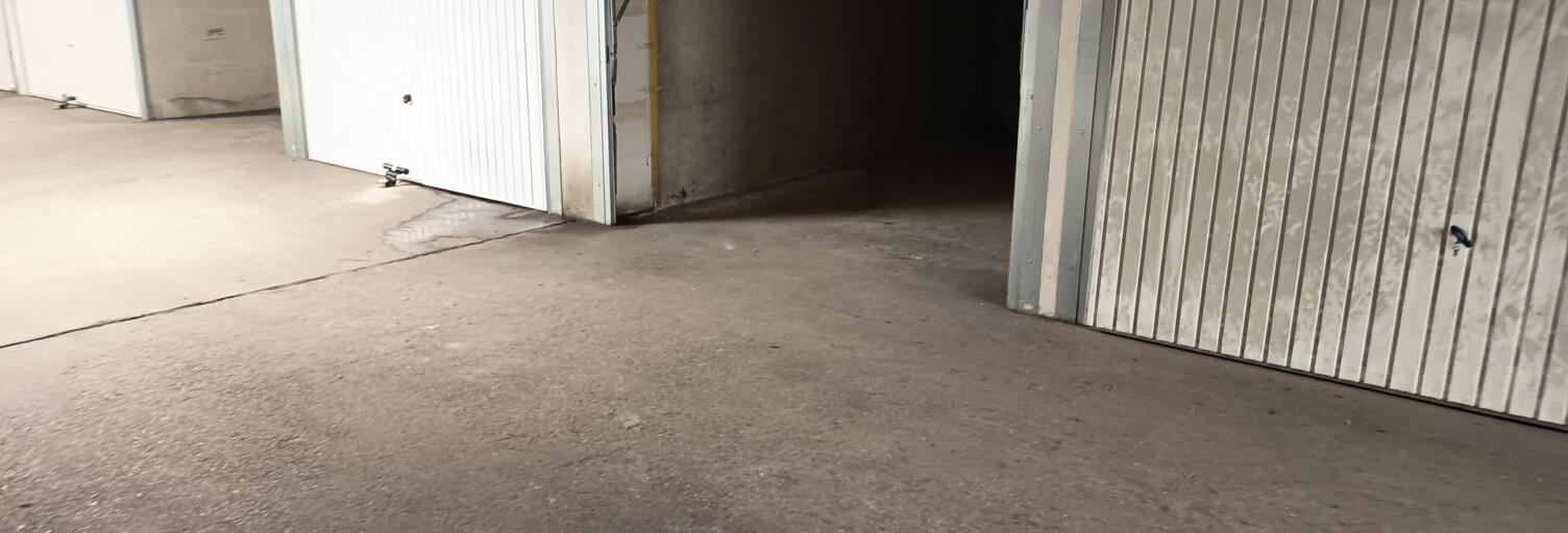 Garage  14 m² à vendre à Montreuil (93100)