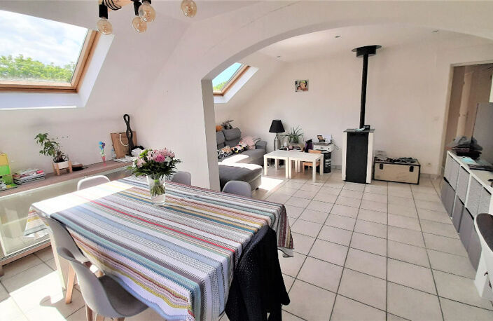 Appartement Lons T4/T5 pièce(s) avec Jardin et Garage — photo 3