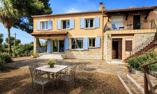Maison 8 Pièces 172 m² à vendre à Carqueiranne (83320)