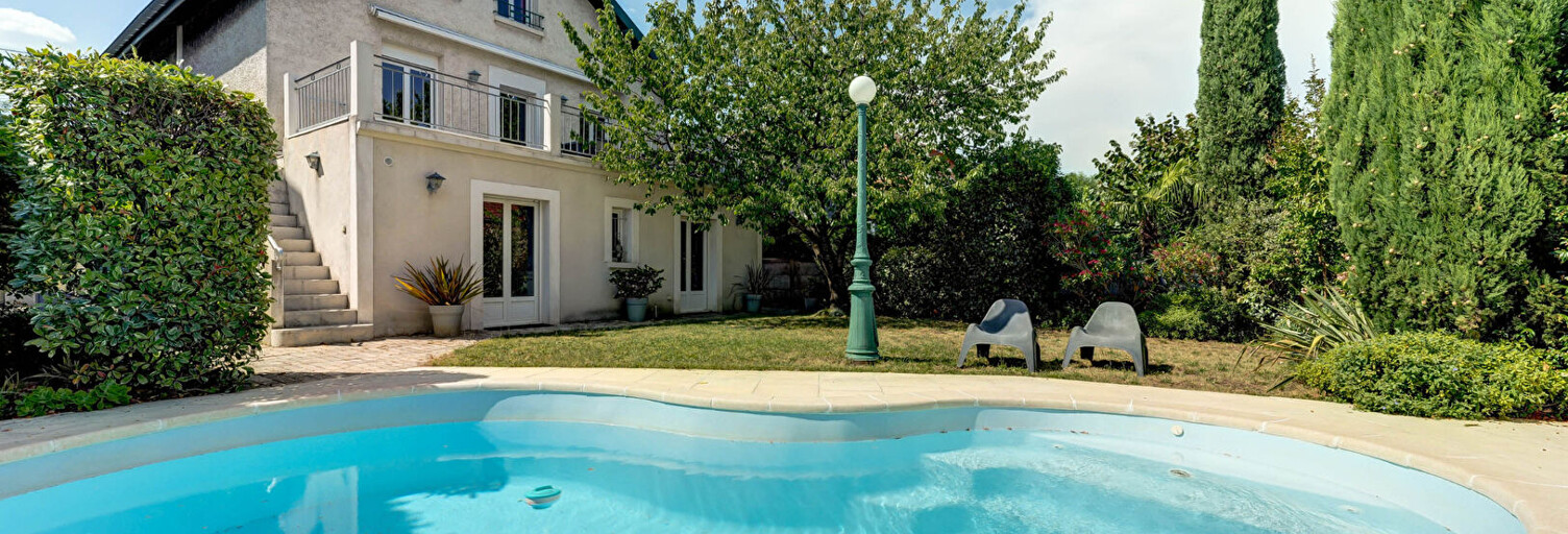 Maison 6 Pièces 161 m² à vendre à Bron (69500)