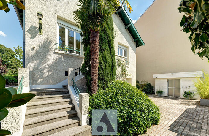 Maison Bron Essarts - Proche Lyon 8e — photo 4