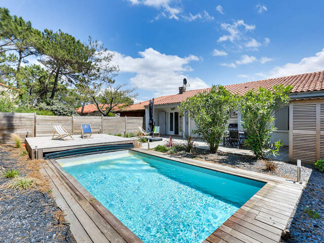 MAISON AVEC PISCINE  AU PIED DES DUNES — photo du bien