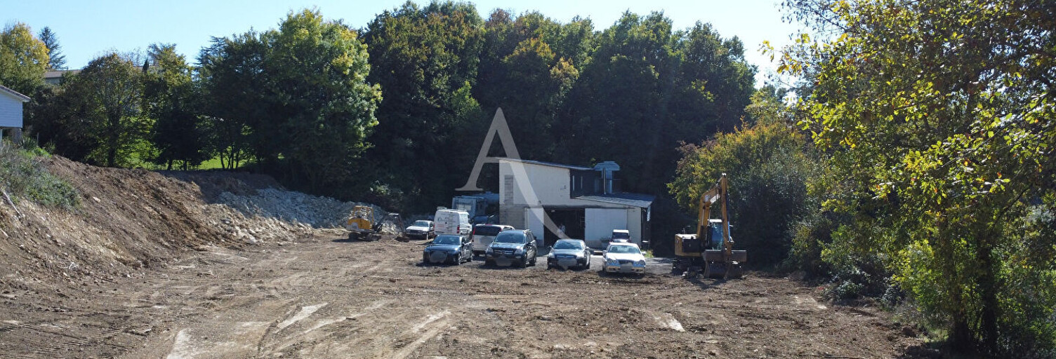 Commerce  275 m² à vendre à Saintes (17100)