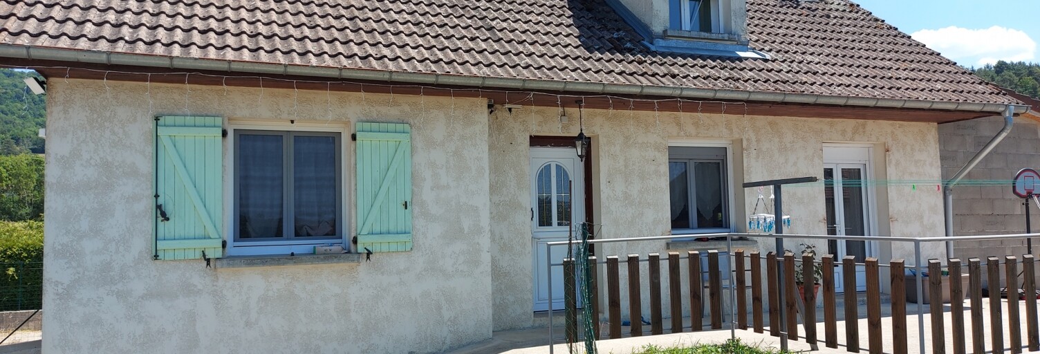 Maison 5 Pièces 129 m² à vendre à Valzin-en-Petite-Montagne (39240)