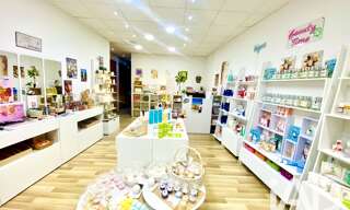 Commerce  61 m² à vendre à Grasse (06130)
