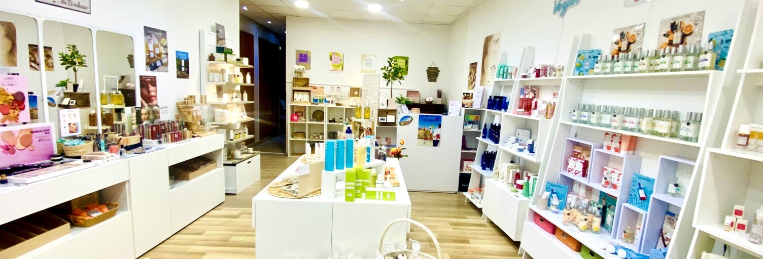 Commerce  61 m² à vendre à Grasse (06130)