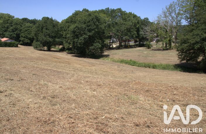 Vente Terrain 2 827 m&sup2; — photo 3