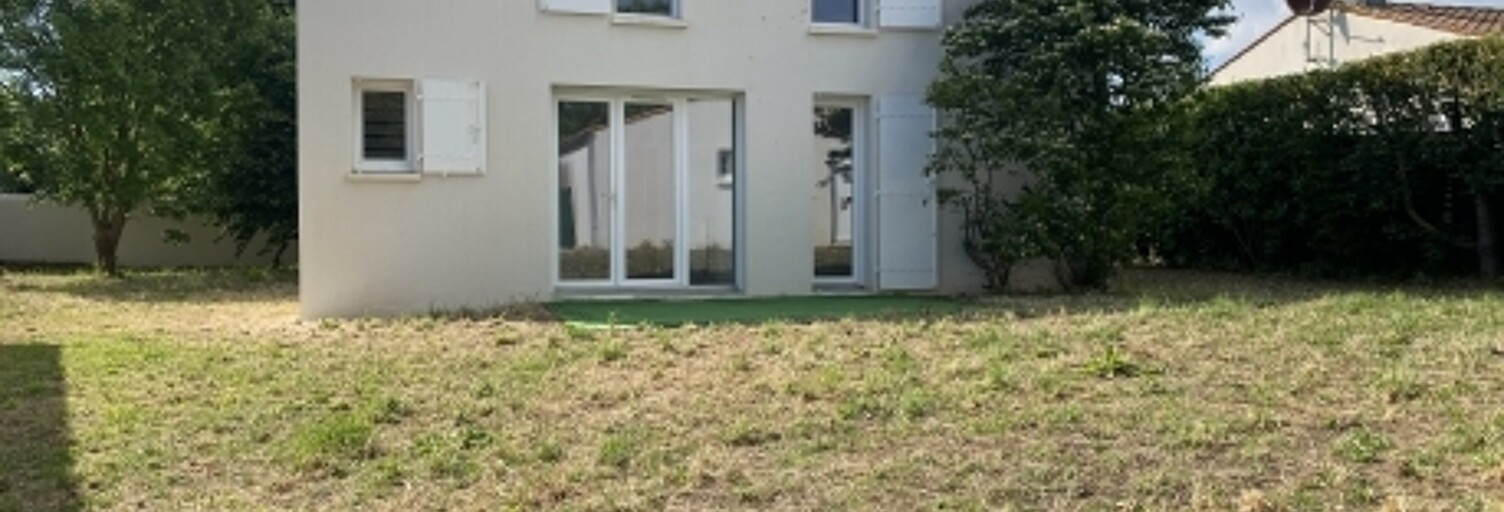 Maison 5 Pièces 105 m² à vendre à Saint-Vivien (17220)