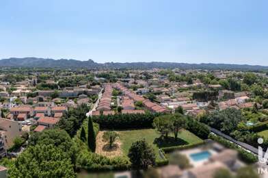 Terrain  599000 €