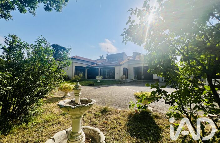 Vente Maison/villa 9 pièces — photo 3