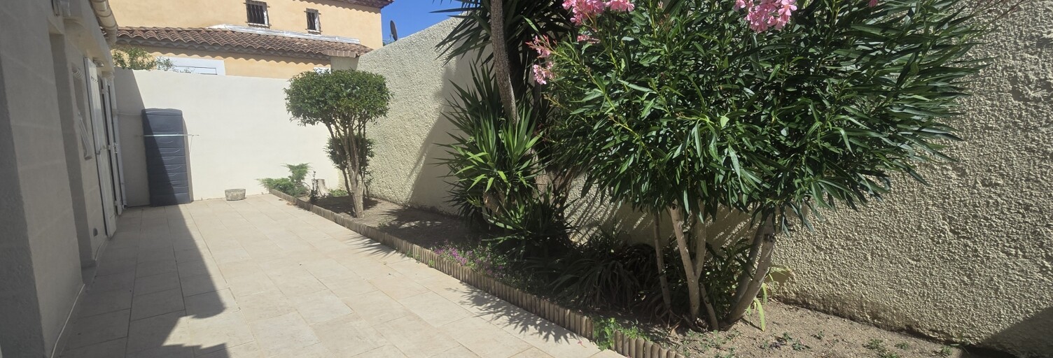 Immeuble  231 m² à vendre à Milhaud (30540)
