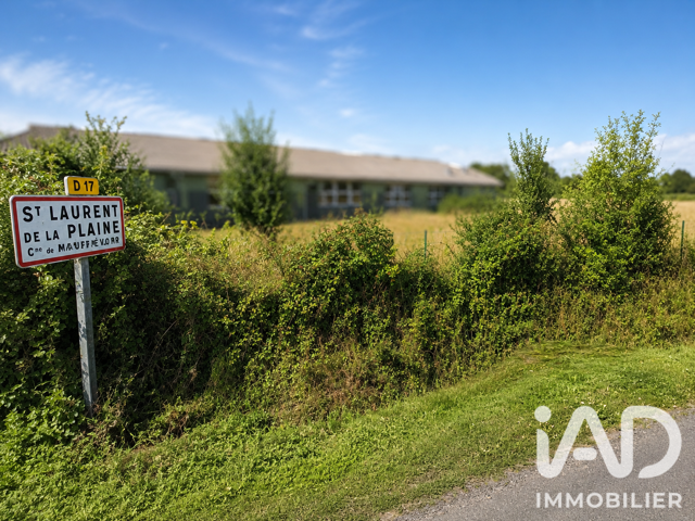 Vente Terrain à bâtir 3 200 m&sup2; — photo du bien