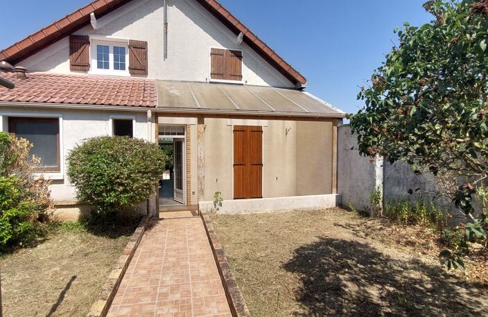 Vente Maison/villa 4 pièces — photo 2