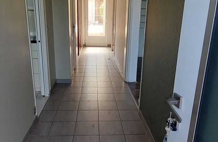 Vente Maison/villa 4 pièces — photo 5