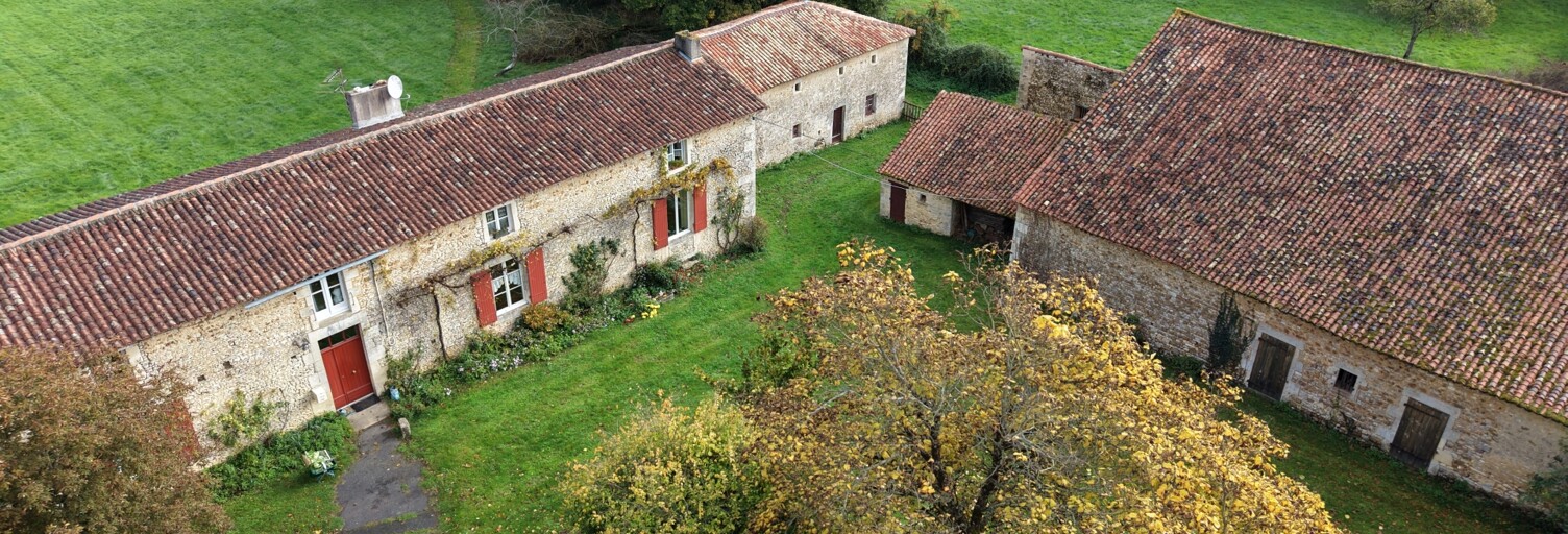 Maison 11 Pièces 295 m² à vendre à Sommières-du-Clain (86160)