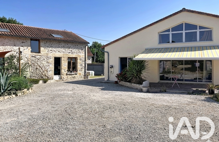 Vente Maison/villa 9 pièces — photo 2